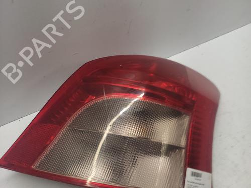 Used Right taillight Right taillight TOYOTA YARIS (_P9_) 1.0 VVT-i (KSP90_, KSP90R) (69 hp) 33700985 33700985