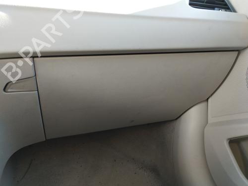 Used Glove box PEUGEOT 508 I (8D_) 1.6 HDi (112 hp) 27084422