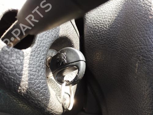 Used Ignition barrel PEUGEOT 206 Hatchback (2A/C) 1.4 i (75 hp) 27064495