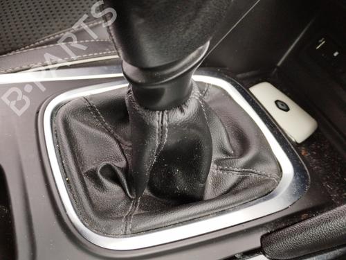 Pomello del cambio RENAULT MEGANE IV Grandtour (K9A/M/N_) 1.5 dCi 110 (110 hp) 32095840