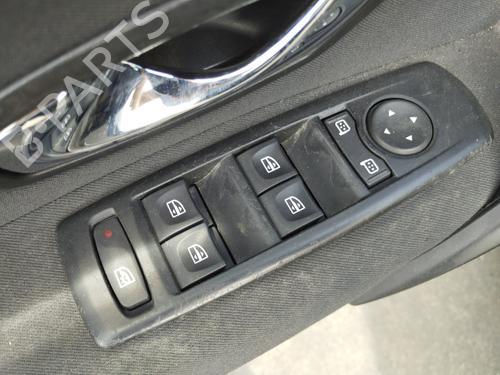 Used Left front window switch Left front window switch 37490403 37490403