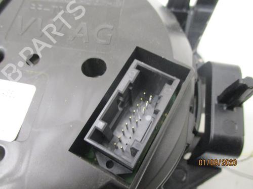 Used Instrument cluster VW GOLF VII (5G1, BQ1, BE1, BE2) 1.4 TSI (140 hp) 27056054