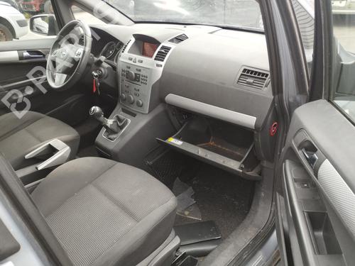 Used Passenger airbag OPEL ZAFIRA / ZAFIRA FAMILY B (A05) 1.9 CDTI (M75) (120 hp) 27055304