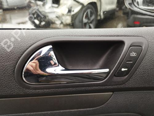 BP29992862I13 main image