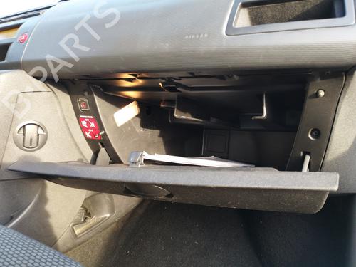Used Glove box Glove box CITROËN C4 I (LC_) 1.6 HDi (90 hp) 30820427 30820427