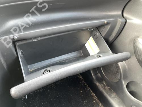 Handskerum Handskerum KIA CARENS III MPV (UN) 2.0 CRDi 140 (140 hp) 27087039 27087039