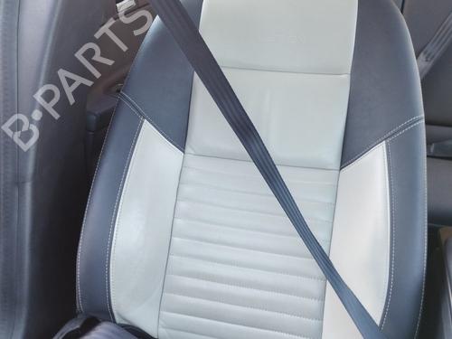 Sikkerhedssele foran højre Sikkerhedssele foran højre VOLVO V50 (545) D3 (150 hp) 39432647 39432647