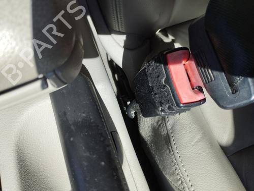 Engache cinturón Engache cinturón AUDI A3 Sportback (8PA) 1.8 TFSI quattro (160 hp) 33682437 33682437