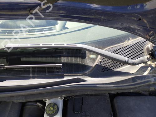 Used Front windshield wiper arm CITROËN C4 Coupe (LA_) 1.6 HDi (109 hp) 27046721