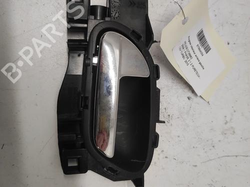 Venstre bagtil invendig håndtag PEUGEOT 3008 I MPV (0U_) 1.2 (131 hp) 27071332