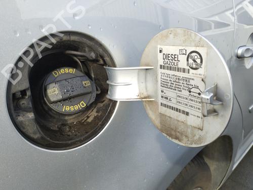 fuel-flap-vw-touran-1t3-2010-2011-2012-2013-2014-2015-2016-31639351 main image