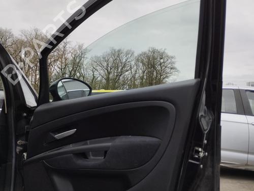 Højre fortil lås FIAT GRANDE PUNTO (199_) 1.3 D Multijet (75 hp) 32854671