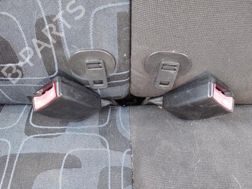 Used Seat buckle FORD FIESTA V (JH_, JD_) 1.4 TDCi (68 hp) 27521126