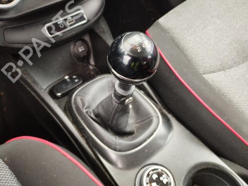 Used Shift knob Shift knob FIAT 500X (334_) 1.6 D Multijet (334AXA1B, 334AXA11) (120 hp) 29969248 29969248