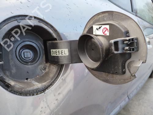 fuel-flap-renault-megane-iii-coupe-dz01_-2008-2009-2010-2011-2012-2013-2014-2015-2016-31950608 main image