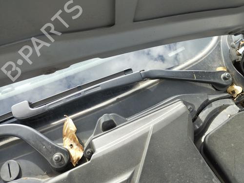 Used Front windshield wiper arm BMW 3 Touring (E91) 320 d (177 hp) 29285806