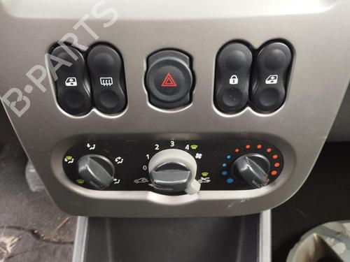 Used Heater resistor DACIA SANDERO 1.4 (BS0C, BS0A, BS0G, BS1F, BS0E) (75 hp) 27082494