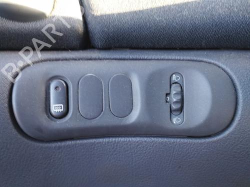 Used Headlight switch RENAULT ESPACE III (JE0_) 2.2 dCi (JE0K) (130 hp) 27073224