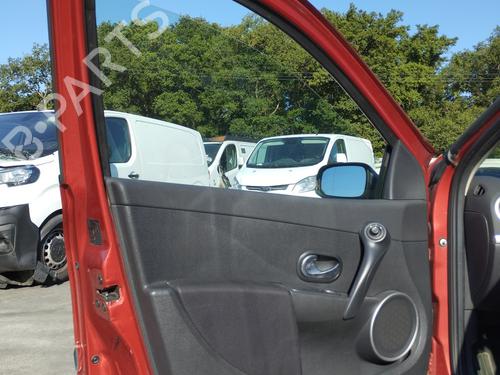 Used Front left lock RENAULT CLIO III (BR0/1, CR0/1) 1.5 dCi (BR17, CR17) (86 hp) 27399155