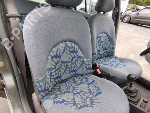 Right front seat RENAULT CLIO I (B/C57_, 5/357_) 1.2 (B/C/S577) 7701367813