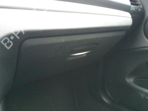 Used Glove box BMW 1 (E87) 118 d (143 hp) 27070655