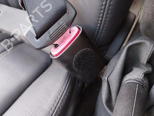 seat-buckle-alfa-romeo-147-937_-2000-2001-2002-2003-2004-2005-2006-2007-2008-2009-2010-36150552 main image