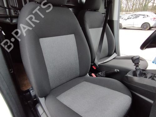 Asiento delantero derecho FIAT DOBLO Cargo (263_) 1.6 D Multijet (263WXD1B, 263WXR1B, 263WXX1B, 263ZXD1B,... (105 hp) 31116184