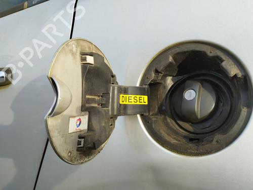 fuel-flap-citroen-c3-picasso-sh_-2008-30458323 main image