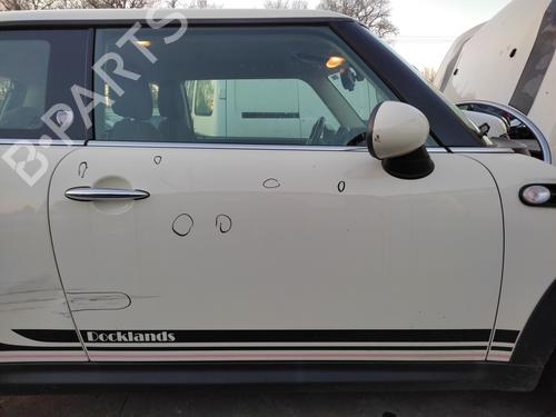 Used Front right door window MINI MINI (R56) One (75 hp) 27057938