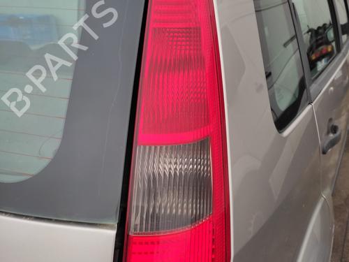 Used Right taillight FORD FIESTA V (JH_, JD_) 1.4 TDCi (68 hp) 27051609