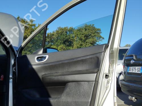 Used Front right interior door handle Front right interior door handle PEUGEOT 307 Break (3E) 1.6 16V (109 hp) 40118886 40118886