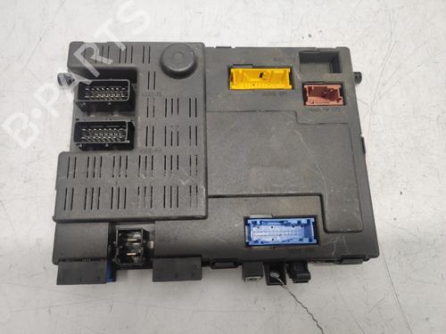 Caja reles / fusibles Caja reles / fusibles 39113692 39113692
