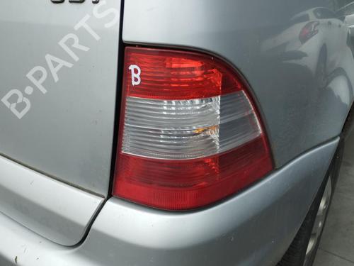 Used Right taillight MERCEDES-BENZ M-CLASS (W163) ML 270 CDI (163.113) (163 hp) 27055077