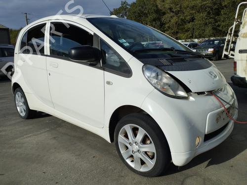 Used Right headlight Right headlight PEUGEOT ION Electric (67 hp) 39935335 39935335