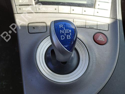 Used Gear lever TOYOTA PRIUS (_W3_) 1.8 Plug-in Hybrid (ZVW30, ZVW35) (136 hp) 27342605