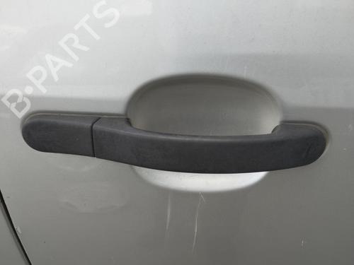 Używane Klamka zewnętrzna drzwi przednich prawych FORD FIESTA V (JH_, JD_) 1.3 (69 hp) 28322226