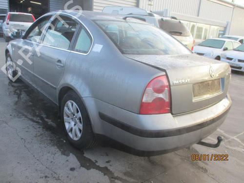 Left front fog light VW PASSAT B5.5 (3B3) 1.8 T 20V | BP27048097C30 - Image 6