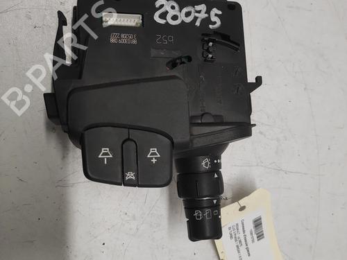 Used Steering column stalk RENAULT CLIO III Grandtour (KR0/1_) 1.5 dCi (KR0F) (86 hp) 27049298