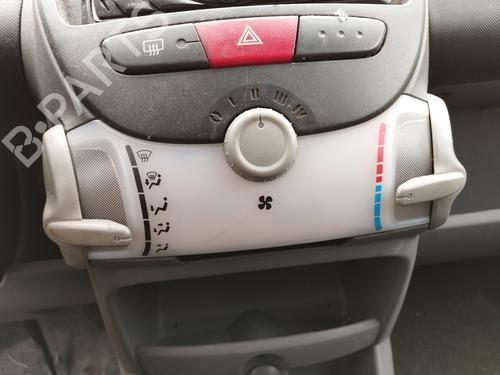 Used Heater blower motor PEUGEOT 107 (PM_, PN_) 1.0 (68 hp) 27084105