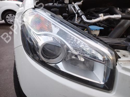 Højre forlygte NISSAN QASHQAI I (J10, NJ10) 1.5 dCi (110 hp) 31659510