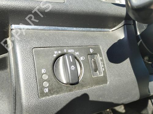 Used Headlight switch Headlight switch MERCEDES-BENZ B-CLASS Sports Tourer (W245) B 180 CDI (245.207) (109 hp) 39177680 39177680