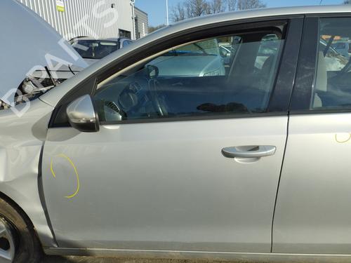 front-left-exterior-door-handle-vw-golf-vi-5k1-2008-2009-2010-2011-2012-2013-2014-32784197 main image