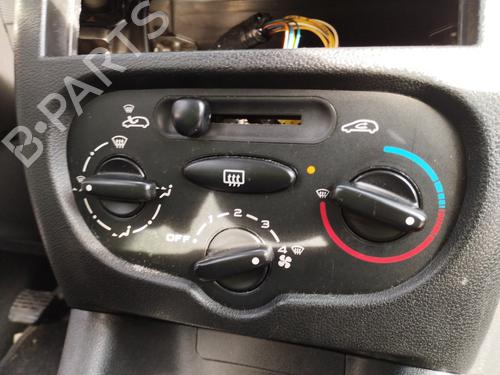 Used Heater blower motor PEUGEOT 206+ (2L_, 2M_) 1.4 HDi eco 70 (68 hp) 30792827
