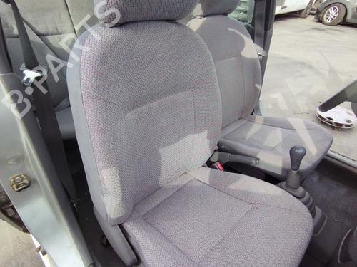 Right front seat NISSAN MICRA II (K11) 1.0 i 16V 8700096B01
