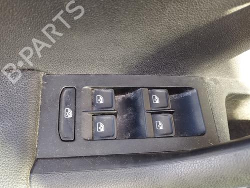 Used Left front window switch SKODA OCTAVIA III Combi (5E5, 5E6) 2.0 TDI (150 hp) 30174892