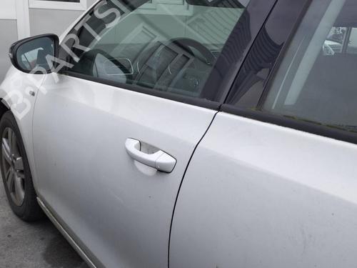 Used Left front door VW GOLF VI (5K1) 1.6 TDI (105 hp) 27068889