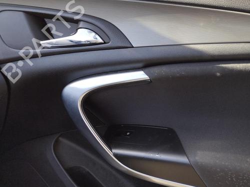 Used Front right interior door handle OPEL INSIGNIA A (G09) 2.0 CDTI (68) (131 hp) 27071873