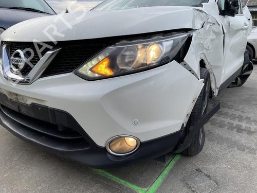 Left front fog light NISSAN QASHQAI II (J11, J11_) 1.6 dCi | BP30084585C30