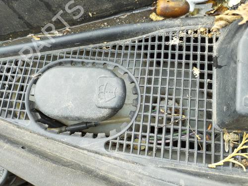 Used Windscreen washer tank NISSAN KUBISTAR Van (X76) 1.5 dCi (65 hp) 29483178