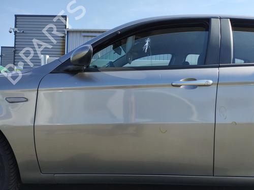 Dør venstre fortil Dør venstre fortil ALFA ROMEO 147 (937_) 1.9 JTDM 8V (937.AXD1A, 937.AXU1A, 937.BXU1A) (120 hp) 36150543 36150543